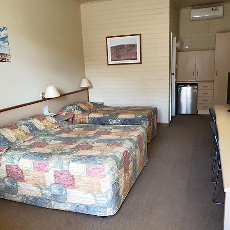 Opal Inn Hotel, Motel, Caravan Park Coober Pedy Zewnętrze zdjęcie