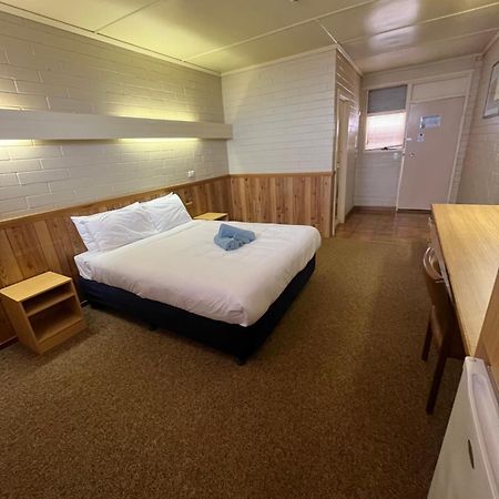 Opal Inn Hotel, Motel, Caravan Park Coober Pedy Zewnętrze zdjęcie